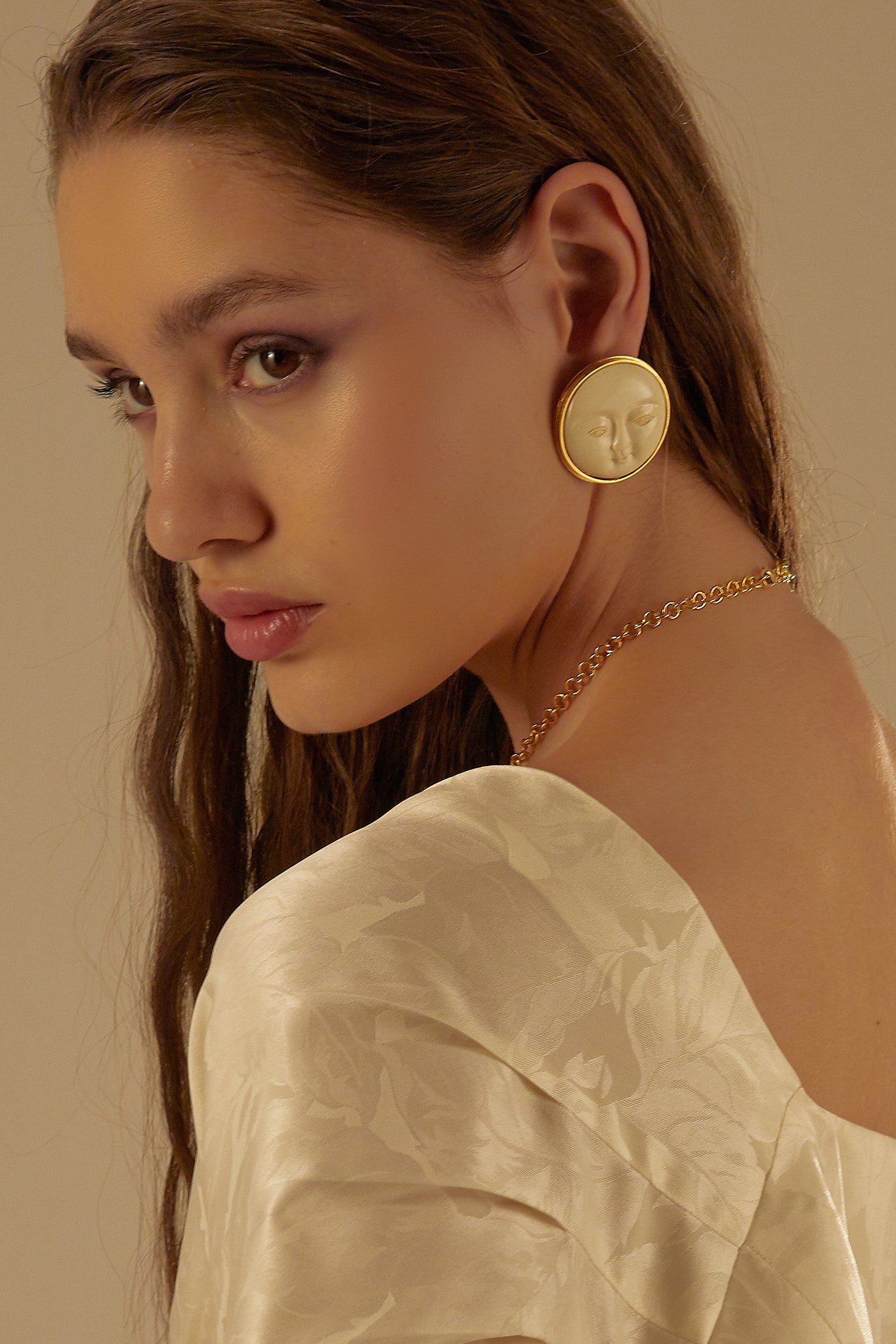 DOMINO EARRINGS