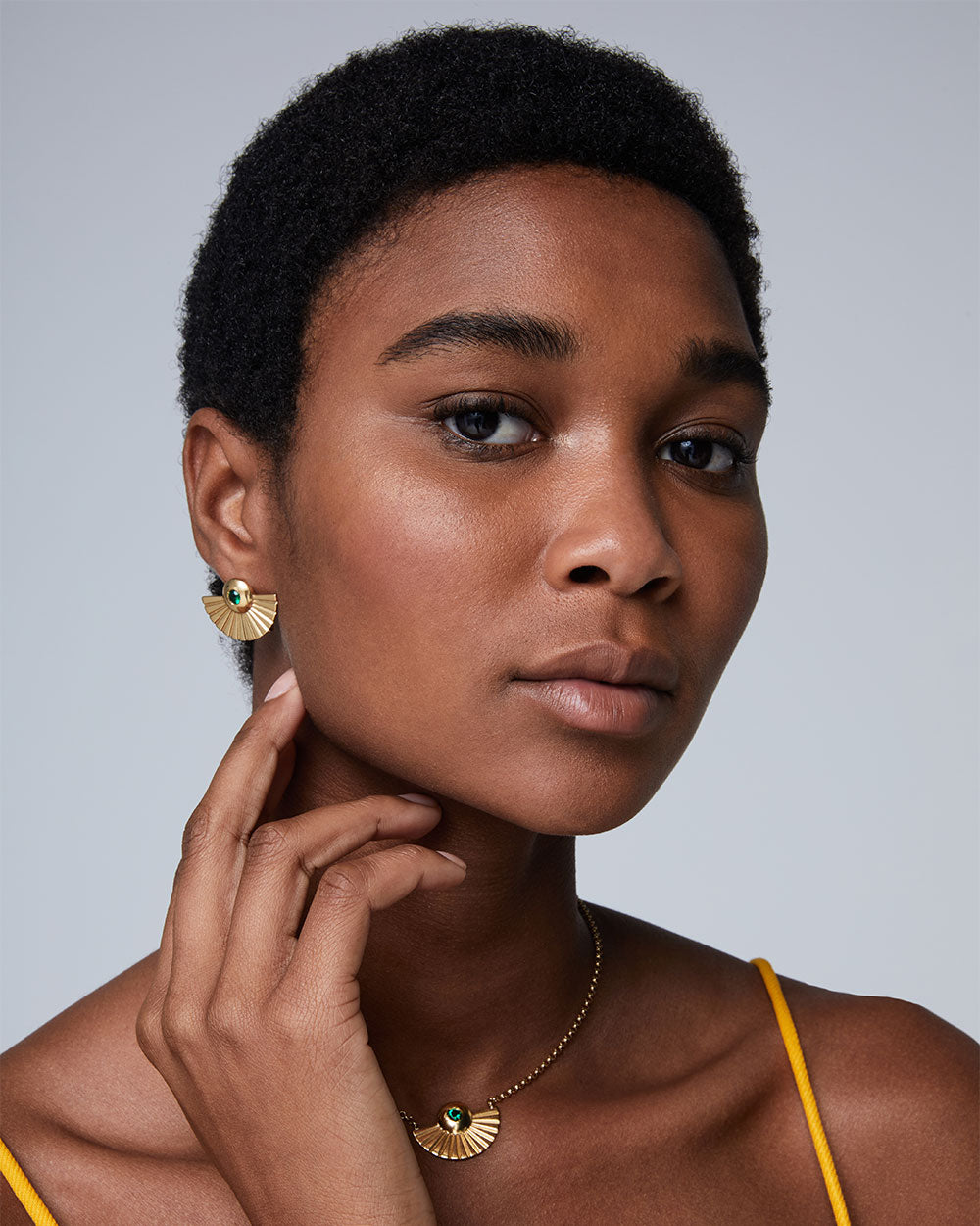 MOONSHELL EARRINGS